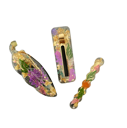 Dried flowers hair clips